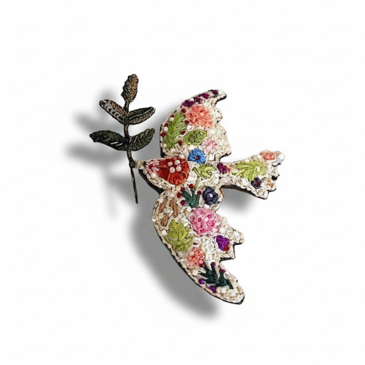 Broche Oiseau de la Paix - Brodée à la main